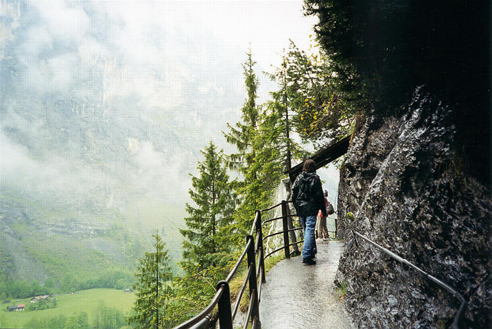 شلالات تروميل باخ وستوباخ في سويسرا من أجمل شلالات العالم 2trummel_jonwet